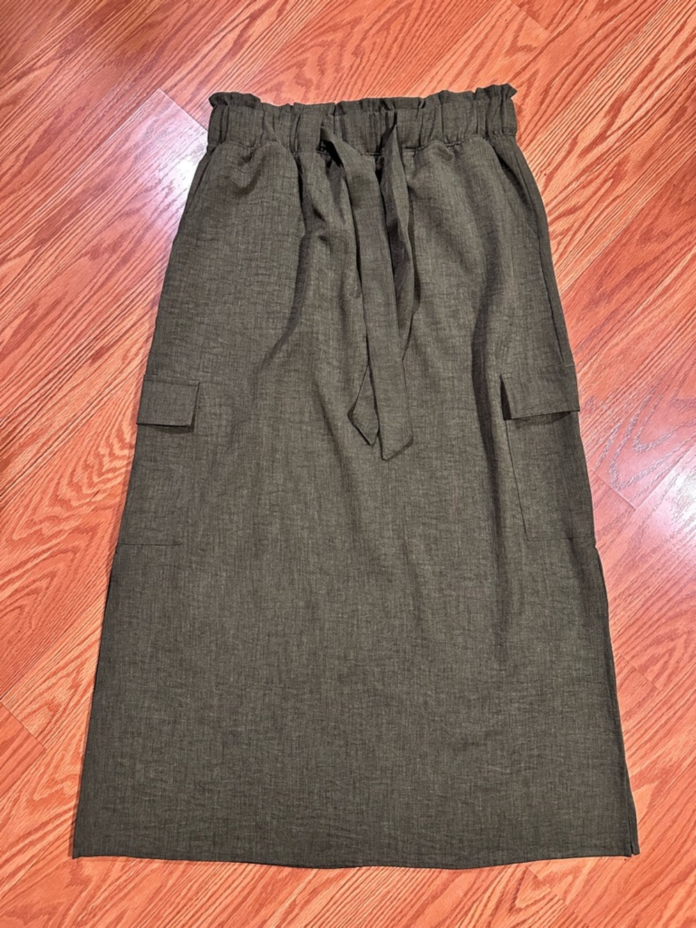 Women’s Olive Midi Paperbag Waist Skirt with Tie